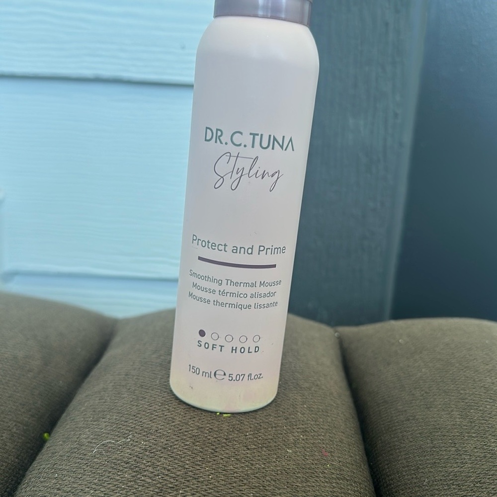 Farmasi Styling Protect and Prime Mousse